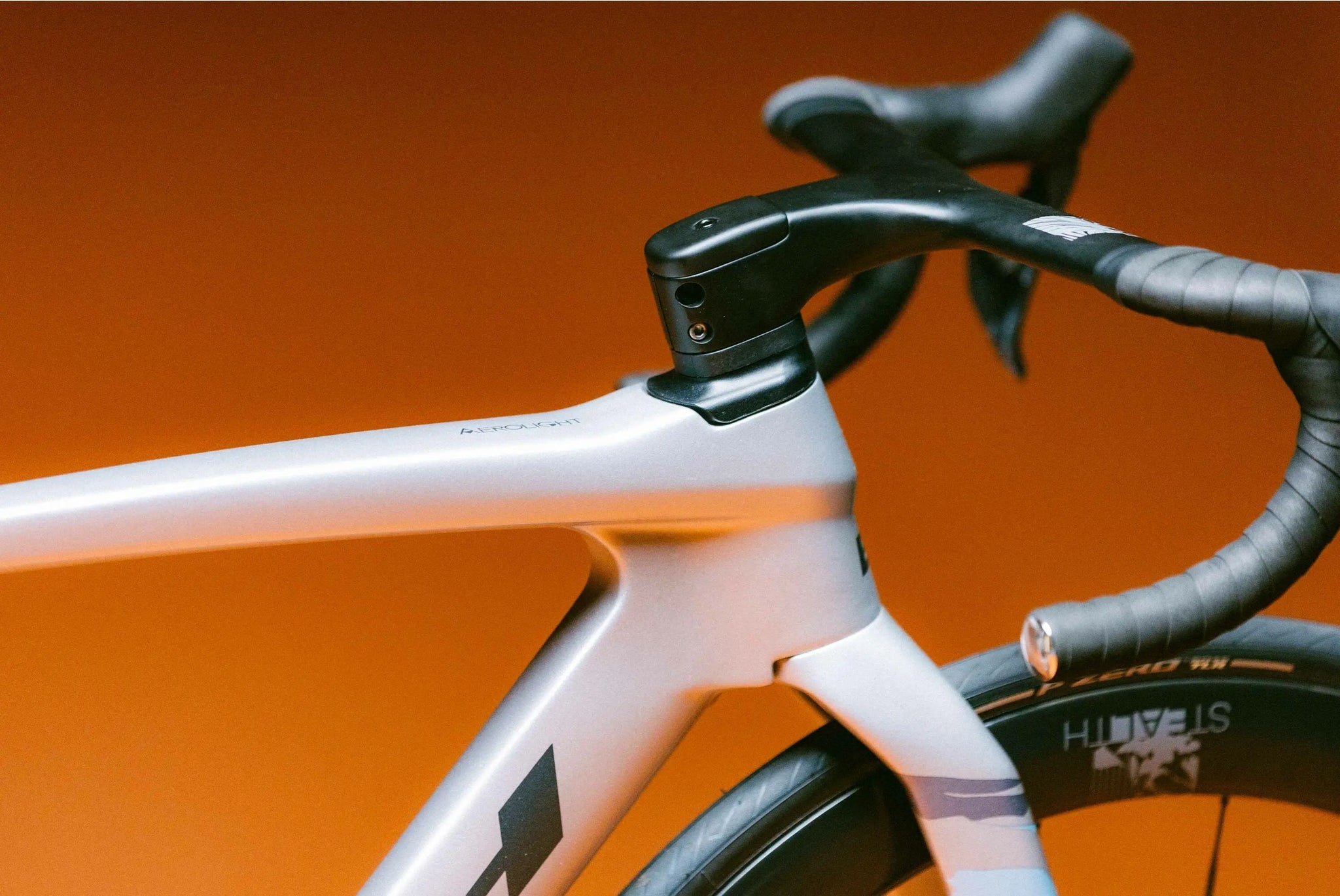 Bicicleta de carretera BH Aerolight 8.0