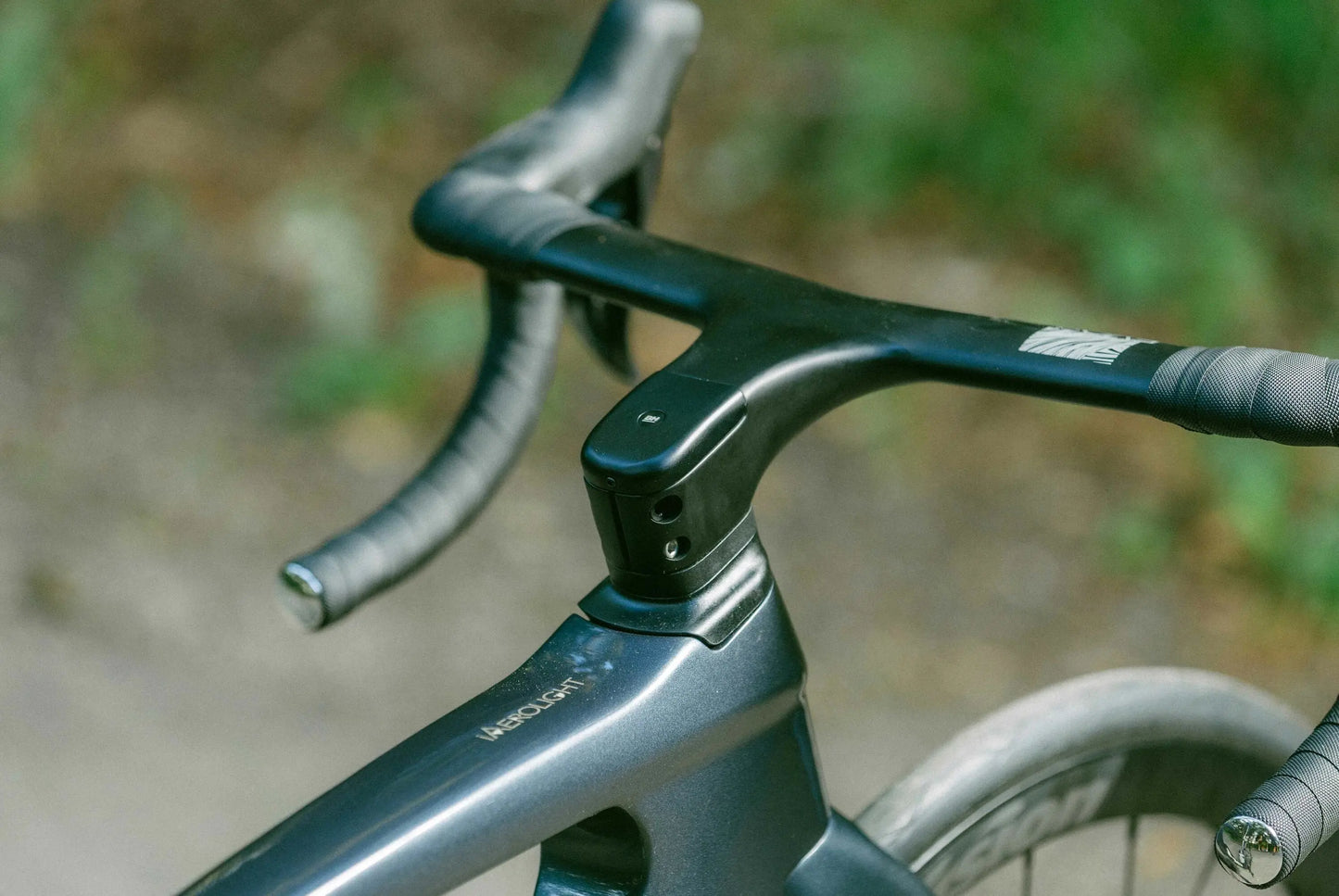 Bicicleta eléctrica de carretera BH Iaerolight 1.8