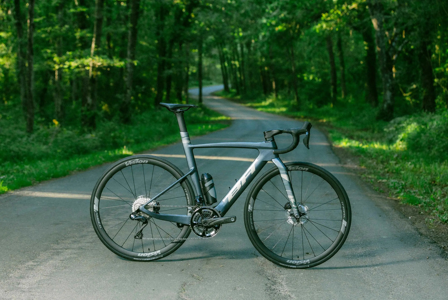 Bicicleta eléctrica de carretera BH Iaerolight 1.8