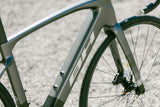 Bicicleta eléctrica de carretera BH IRS1 Carbon 1.4