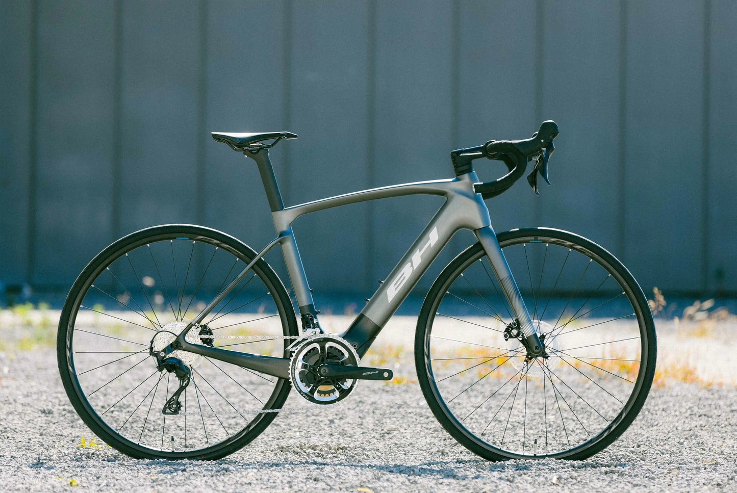 Bicicleta eléctrica de carretera BH IRS1 Carbon 1.4