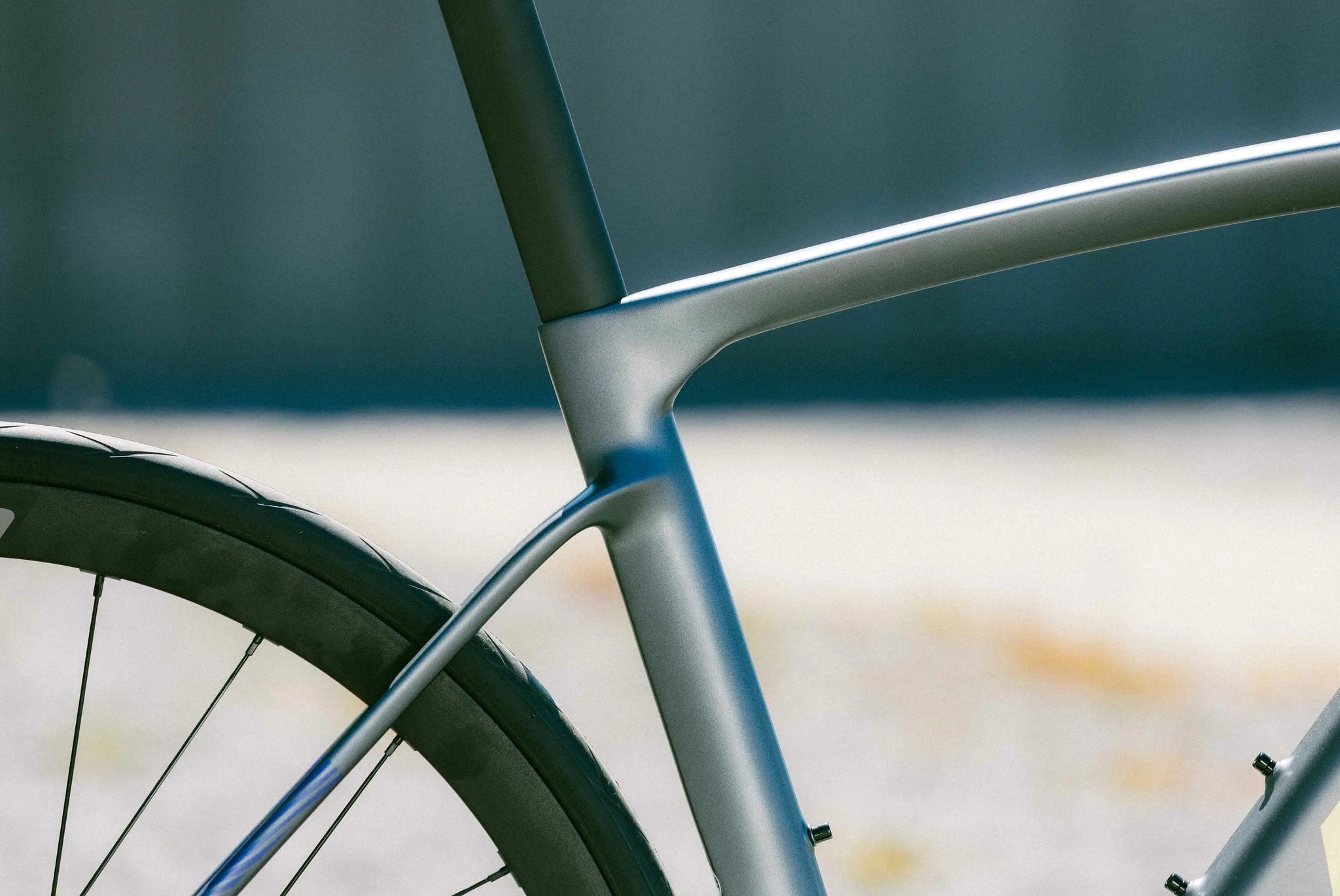 Bicicleta eléctrica de carretera BH IRS1 Carbon 1.6