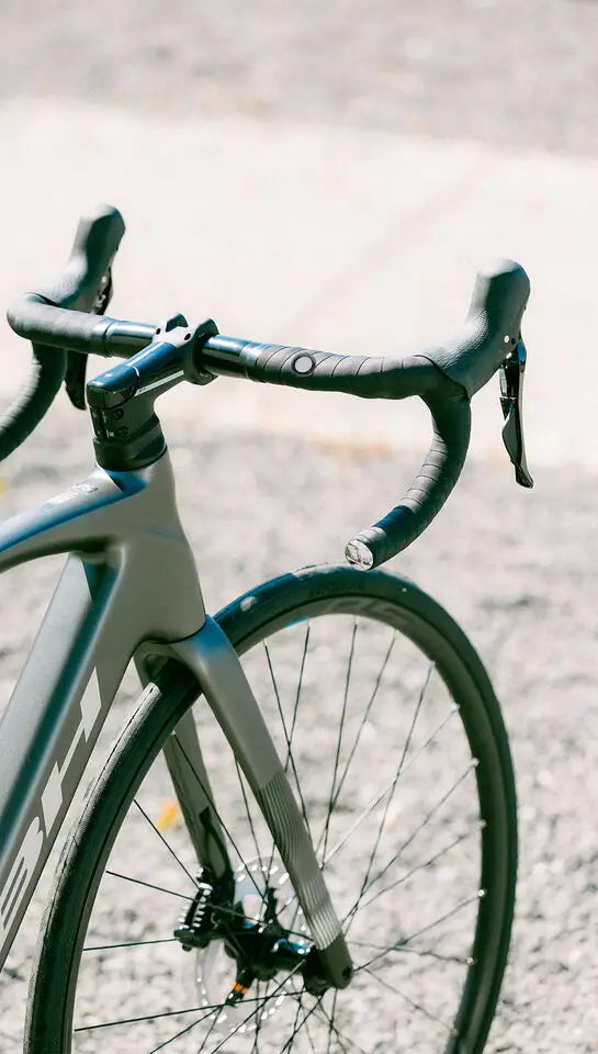 Bicicleta eléctrica de carretera BH IRS1 Carbon 1.6