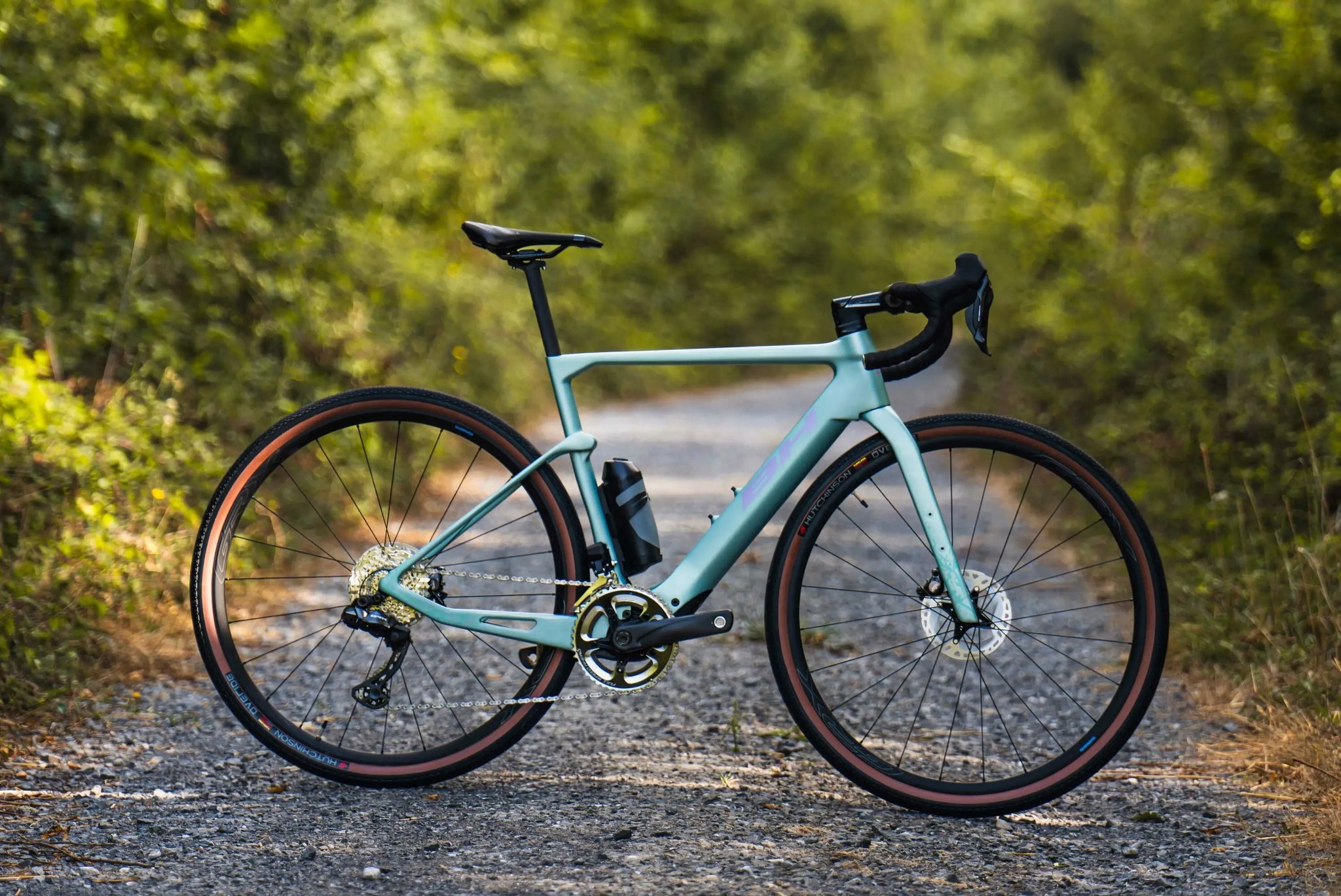 Bicicleta eléctrica gravel BH Igravelx Carbon 2.8