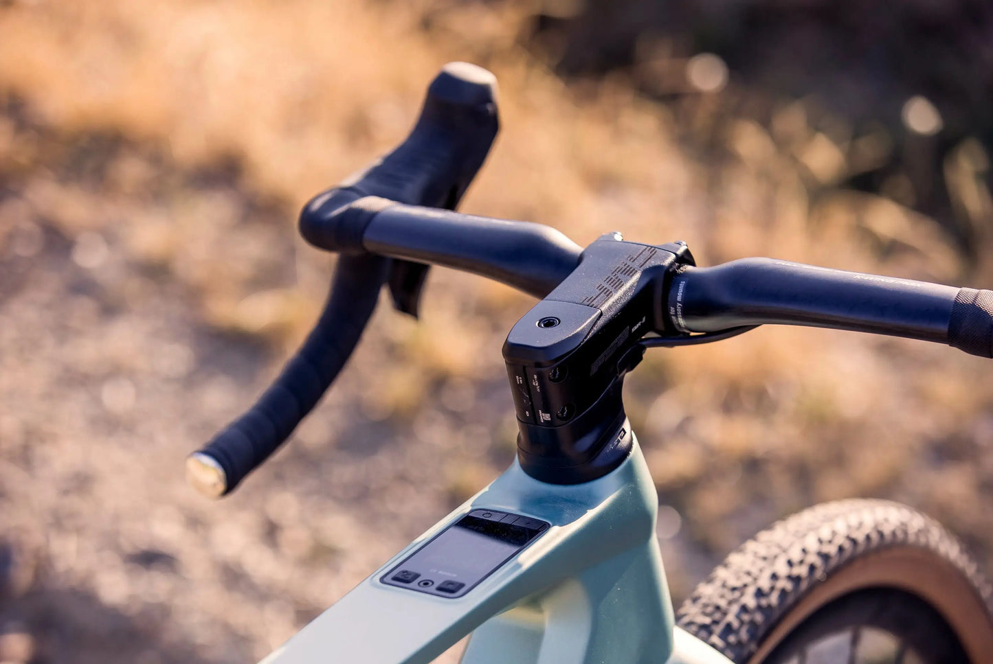 Bicicleta eléctrica gravel BH Igravelx NX Carbon 2.9