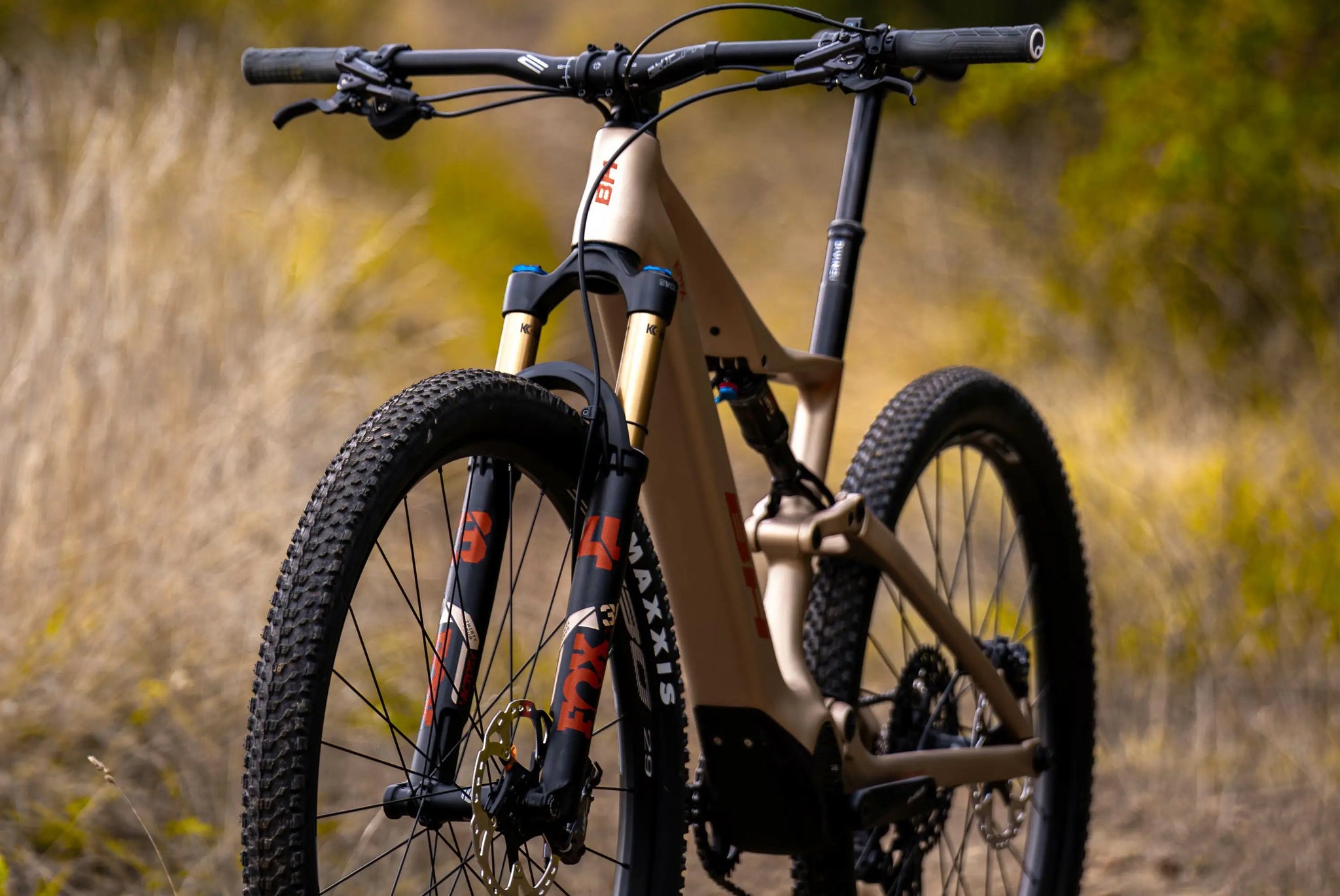 Bicicleta eléctrica MTB BH Ilynx Race Carbon 7.7
