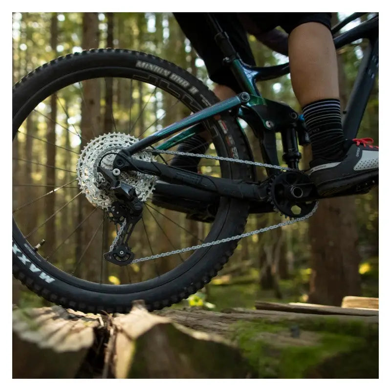 Cadena Shimano CN-M6100 12V - Eslabones: 138
