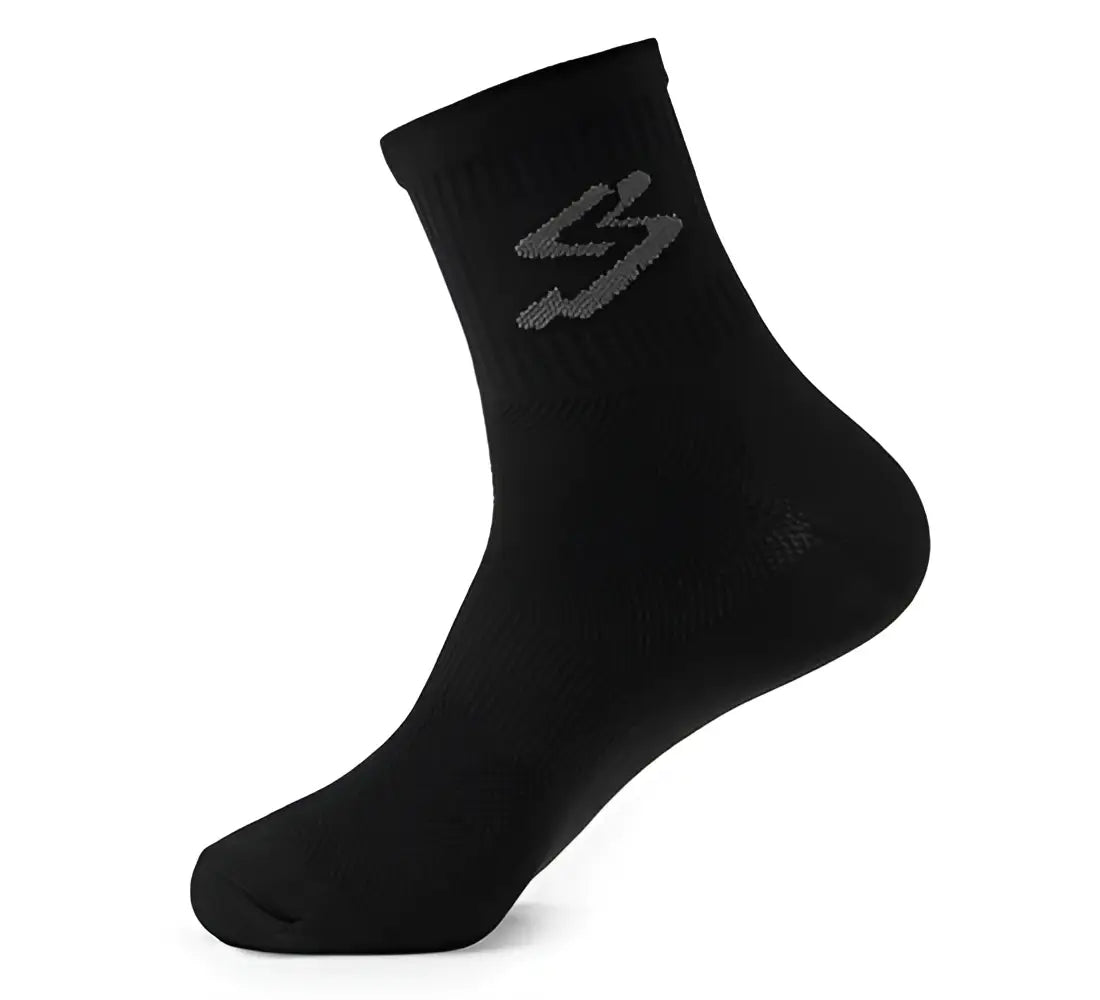 Calcetin ciclismo spiuk negro con logo gris en el puño pack 2 uds unisex para ciclismo spiuk profit