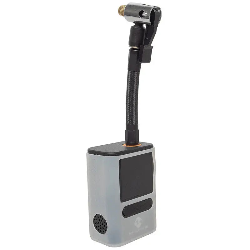 Mini Compresor Electrico con Bateria 120 PSI-8 Bar para Bici-moto-balones M-wave